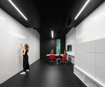 Menkès Shooner Dagenais LeTourneux Architectes Breathes New Life into the Dow Planetarium Press kit | 916-13 - Press release | Menkès Shooner Dagenais LeTourneux Architectes Breathes New Life into the Dow Planetarium - Menkès Shooner Dagenais LeTourneux Architectes - Institutional Architecture - Photo credit: Stéphane Brügger