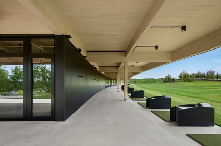 Press kit | 769-03 - Press release | A High-End Golf Clubhouse by Architecture49 - Architecture49 - Commercial Architecture - Golf Exécutif Montréal Clubhouse - Photo credit: Stéphane Brügger