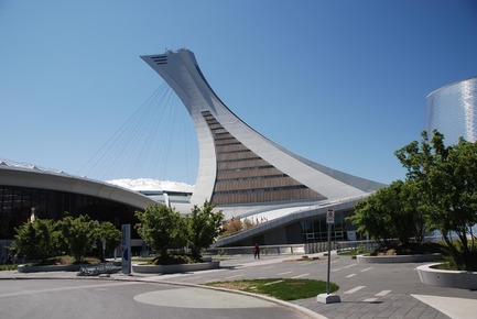 Press kit | 952-17 - Press release | A New Silhouette for the Montréal Tower - Provencher_Roy - Commercial Architecture - Before - Montréal Tower<br> - Photo credit: Stéphane Brügger