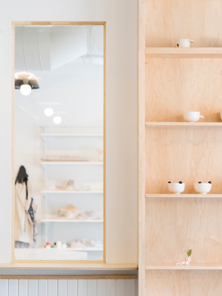 New Café and Pottery Studio Les Faiseurs Opens in La Petite-Patrie Press kit | 3335-01 - Press release | New Café and Pottery Studio Les Faiseurs Opens in La Petite-Patrie - Les Faiseurs - Lifestyle - Photo credit: Raphaël Thibodeau