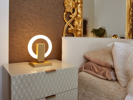 Press kit | 3412-02 - Press release | Karice, Award Winning Designer Unveils its Latest Luminaire - Olah Table Lamp - Karice Enterprises Ltd. - Product -  Olah Table Lamp - placed on a night table. - Photo credit: Jordan N. Dery