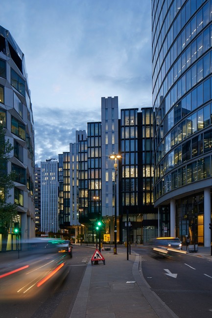 Press kit | 2317-04 - Press release | London Wall Place:Building on history - Make Architects - Commercial Architecture - 1 London Wall viewed from the street - Photo credit: Make Architects