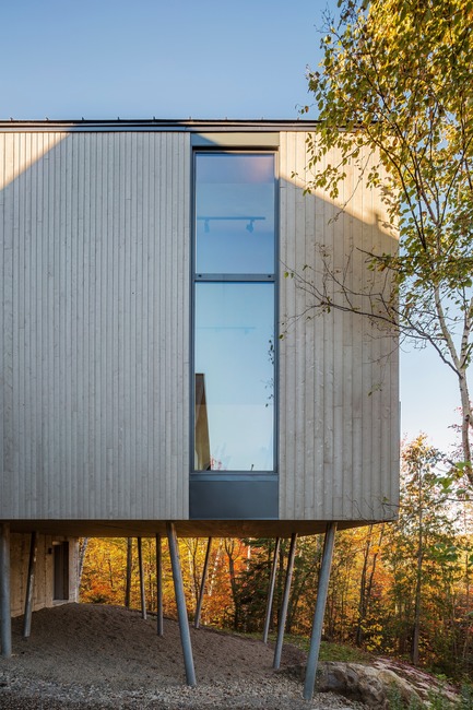 Workshop on a Cliff Press kit | 880-13 - Press release | Workshop on a Cliff - MU Architecture - Residential Architecture - Photo credit: Ulysse Lemerise Bouchard