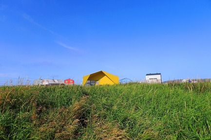 Press kit | 3256-01 - Press release | Nunavik's New Cultural Centre Opens Its Doors - Blouin Orzes architectes - Institutional Architecture - View from the riverfront<br> - Photo credit: Blouin Orzes architectes 