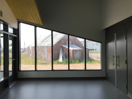 Press kit | 3256-01 - Press release | Nunavik's New Cultural Centre Opens Its Doors - Blouin Orzes architectes - Institutional Architecture - View of the lobby showing historic church<br> - Photo credit: Blouin Orzes architectes 