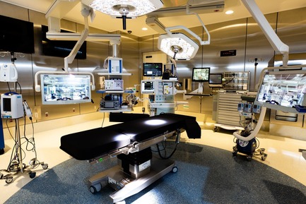 Press kit | 1204-08 - Press release | NewYork-Presbyterian Opens a World-Class Center for Ambulatory Care: David H. Koch Center - Pei Cobb Freed & Partners - Institutional Architecture - Operating room - Photo credit: NewYork-Presbyterian Hospital