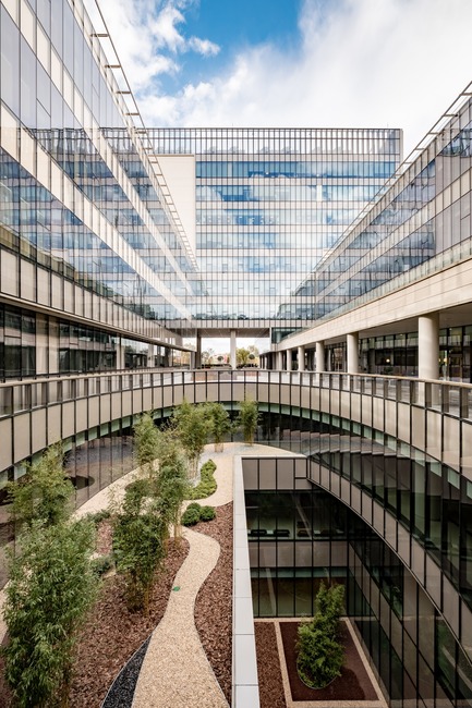 Press kit | 1456-02 - Press release | Shared Identity:CannonDesign’s David Polzin Weighs in on the Importance of Communal Context - CannonDesign - Commercial Architecture - KOC University Health Sciences Campus - Photo credit: Yercekim Architectural Photography