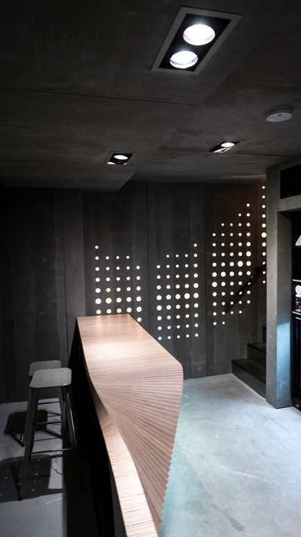 Shock Therapy NYC Press kit | 2204-07 - Press release | Shock Therapy NYC - Eray Carbajo - Commercial Interior Design - Photo credit: Eray/Carbajo