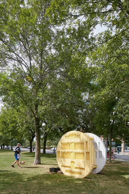9 Unusual Moments Press kit | 1102-04 - Press release | 9 Unusual Moments - Architecturama - Landscape Architecture - 6 — BLANK PAGE<br>Two ephemeral urban furniture that serves as creation and meeting spaces between artists and residents<br><br>Official programming for the 375th anniversary of Montreal<br>---<br>location : Montreal (Qc) 2017<br>client : Regroupement Arts+Culture Rosemont – La Petite-Patrie<br> - Photo credit: James Brittain Photography