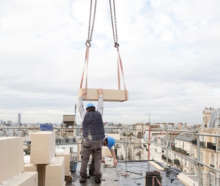 Press kit | 3378-01 - Press release | Social Housing Units in Massive Stone - Barrault Pressacco architectes - Residential Architecture - Barrault Pressacco - Oberkampf - Photo credit: (c)Clément-Guillaume
