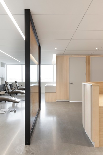 Go Orthodontistes Clinic Press kit | 3252-01 - Press release | Go Orthodontistes Clinic - Natasha Thorpe Design - Commercial Interior Design - Go Orthodontistes Brossard Clinic - Photo credit: Maxime Brouillet