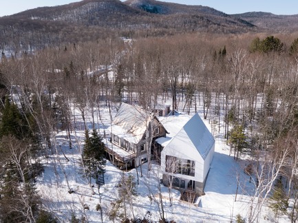 Press kit | 1317-04 - Press release | Chalet La petite soeur - ACDF Architecture - Residential Architecture - Photo credit: Adrien Williams