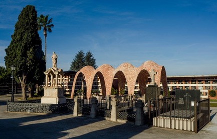 Press kit | 3109-01 - Press release | Mortuary Chapel for the Soriano-Manzanet Family - Vegas&Mileto - Art - General view of the mortuary chapel - Photo credit: Vegas&Mileto