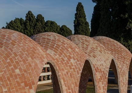 Press kit | 3109-01 - Press release | Mortuary Chapel for the Soriano-Manzanet Family - Vegas&Mileto - Art - Detail of the vaults - Photo credit: Vegas&Mileto