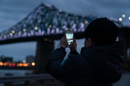 Press kit | 1089-02 - Press release | Illumination of the Jacques-Cartier Bridge | Creating the World's Most Connected Bridge - Moment Factory - Multimedia Design - Jacques Cartier Bridge Interactive Illumination_Living Connections - Photo credit:  Moment Factory 