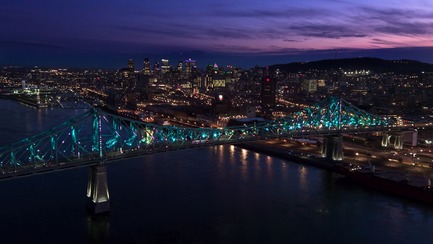 Press kit | 1089-02 - Press release | Illumination of the Jacques-Cartier Bridge | Creating the World's Most Connected Bridge - Moment Factory - Multimedia Design - Jacques Cartier Bridge Interactive Illumination_Living Connections - Photo credit: Moment Factory