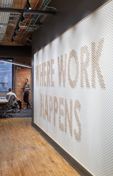 Press kit | 1513-01 - Press release | Slack Toronto Office - Dubbeldam Architecture + Design - Commercial Interior Design - Photo credit: Shai Gil