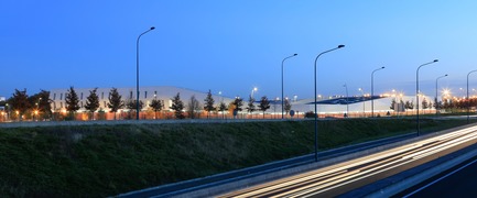 Press kit | 921-12 - Press release | Technical Center of Blagnac (France) - NBJ architectes - Industrial Architecture - Technical Center of Blagnac - Photo credit:  photoarchitecture.com/PaulKozlowski 