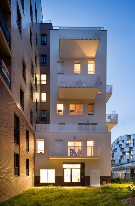 Press kit | 3181-02 - Press release | 104 Social Housing and Home Ownership in Ivry-sur-Seine - Engasser & associates agency - Residential Architecture - Photo credit: ©Mathieu Ducros