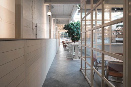 Press kit | 788-05 - Press release | Restaurant "Perles et Paddock" - FX Studio by clairoux - Commercial Interior Design - Photo credit: atelier welldone
