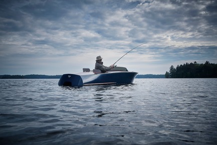 Press kit | 3319-02 - Press release | Beau Lake Redefining Waterside Leisure Market with Human-Powered Luxury - Beau Lake - Lifestyle - Photo credit:         Chris Gordaneer