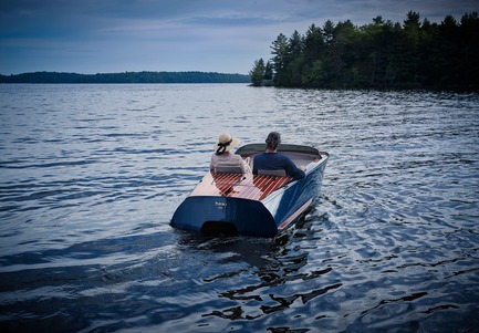 Press kit | 3319-02 - Press release | Beau Lake Redefining Waterside Leisure Market with Human-Powered Luxury - Beau Lake - Lifestyle - Photo credit:         Chris Gordaneer