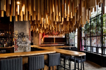 Exuberant Nights in the Land of the Morning Calm Press kit | 760-15 - Press release | Exuberant Nights in the Land of the Morning Calm - Jean de Lessard, Designers Créatifs - Commercial Interior Design - Photo credit: Adrien William