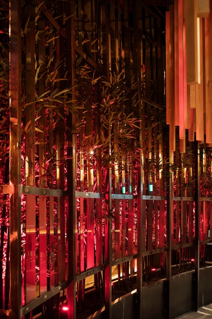 Exuberant Nights in the Land of the Morning Calm Press kit | 760-15 - Press release | Exuberant Nights in the Land of the Morning Calm - Jean de Lessard, Designers Créatifs - Commercial Interior Design - Photo credit: Adrien William