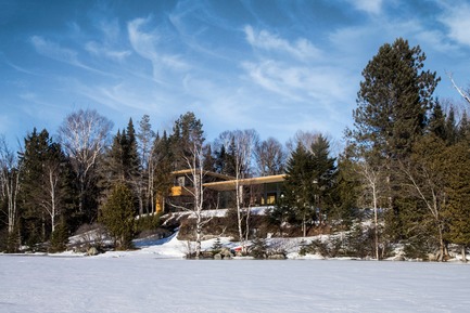 Press kit | 720-10 - Press release | The Wooden Wing - YH2 - Residential Architecture - Photo credit: David Marien-Landry 