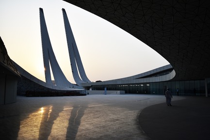 Press kit | 3085-01 - Press release | Qatar Faculty of Islamic Studies - MYAA - Commercial Architecture - The Mosque Courtyrad - Photo credit: MYAA