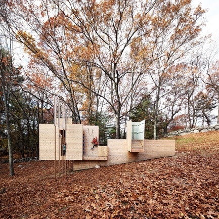 Press kit | 809-21 - Press release | AZURE Reveals the Winners of the 2017 AZ Awards - AZURE - Competition -  Five Fields Play Structure, Lexington, U.S.<br> Matter Design, Boston, U.S., and FR|SCH Projects, Lexington, U.S.<br>Best Recreational Architecture - 2017 AZ Awards  - Photo credit: AZURE