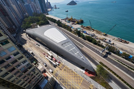 Press kit | 1474-01 - Press release | Hong Kong’s Kennedy Town Swimming Pool - Farrells - Commercial Architecture - The building's form was inspired by the concept of a shell, as well as the unique triangular site. - Photo credit: Farrells