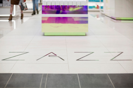 Press kit | 1586-04 - Press release | Zazz Boutique: An Iridescent Salon - Hatem+D - Commercial Architecture - Photo credit: Maxyme Gagné