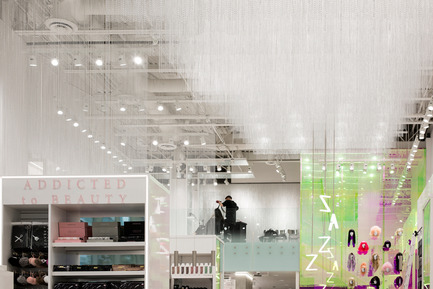 Press kit | 1586-04 - Press release | Zazz Boutique: An Iridescent Salon - Hatem+D - Commercial Architecture - Photo credit: Maxyme Gagné