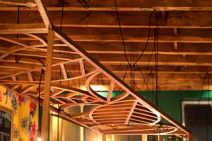Aloha Espresso Bar: Café for the New Flavors and History Buffs Press kit | 760-14 - Press release | Aloha Espresso Bar:Café for the New Flavors and History Buffs - Jean de Lessard, Designers Créatifs - Commercial Interior Design - Photo credit: Adrien Williams