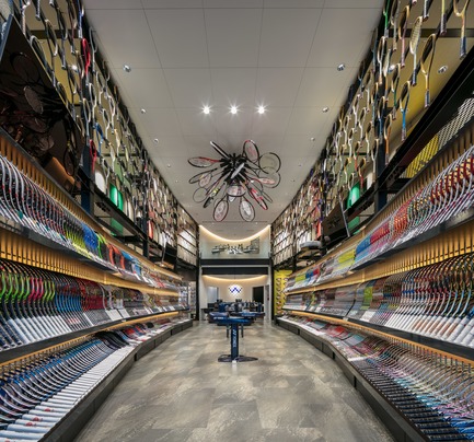 Press kit | 3003-01 - Press release | WADA Sports, Flagship Store - Matsuya Art Works / KTX archiLAB - Commercial Interior Design - General view of the interior<br> - Photo credit: Stirling Elmendorf