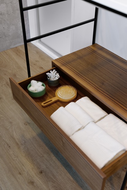 Press kit | 2342-03 - Press release | WETSTYLE Reveals C2; New Vanity and Accessories Collection - WETSTYLE - Product - Drawer offered in Natural Walnut wood - Photo credit: WETSTYLE