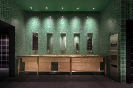 Press kit | 1279-01 - Press release | The HUB Performance and Exhibition Center - Neri&Hu Design and Research Office - Commercial Architecture - Restroom - Photo credit: Dirk Weiblen