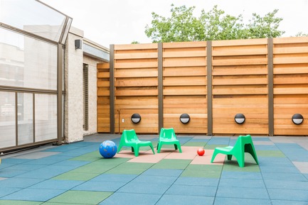 Press kit | 2604-01 - Press release | Maple Street School - BFDO Architects & 4|MATIV - Institutional Architecture - Rooftop - Photo credit: Lesley Unruh