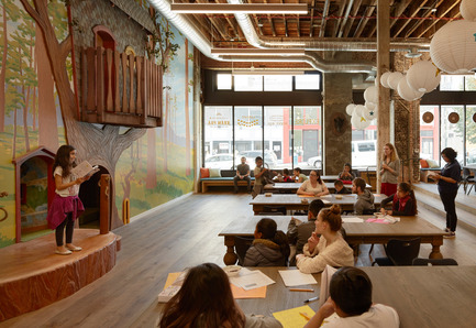 Press kit | 1562-02 - Press release | 826 Valencia Tenderloin Center Receives Special Commendation Award for Social Responsibility - INTERSTICE Architects - Commercial Architecture - View of Stump Stage and Tree House  - Photo credit: Matthew Millman 