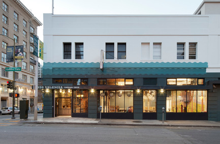 Press kit | 1562-02 - Press release | 826 Valencia Tenderloin Center Receives Special Commendation Award for Social Responsibility - INTERSTICE Architects - Commercial Architecture - Facade at Night  - Photo credit: Matthew Millman 