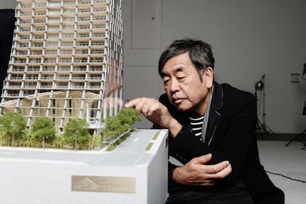 Press kit | 2051-03 - Press release | Fairmont Pacific Rim To Present “Japan Unlayered” in Vancouver, Canada - Fairmont Pacific Rim - Event + Exhibition -  Kengo Kuma with Alberni by Kuma (model)  - Photo credit: Dennis Gocer, The Collective You<br>