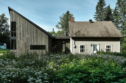 Press kit | 1105-06 - Press release | The Sisters - Anik Péloquin architecte - Residential Architecture - The Sisters - Photo credit: Louis Prud'homme