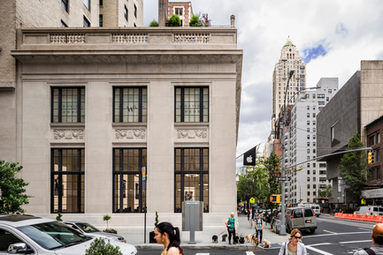 Press kit | 1559-01 - Press release | Bohlin Cywinski Jackson Receives Special Commendation for Apple Store, Upper East Side - Bohlin Cywinski Jackson - Commercial Interior Design - Apple Store, Upper East Side - Photo credit: Peter Aaron