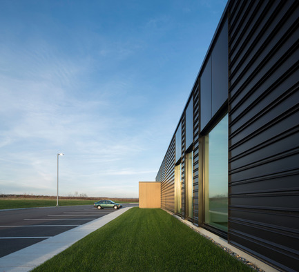 Press kit | 1695-02 - Press release | Fire Station #5 - STGM Architects + CCM2 Architects - Institutional Architecture - Photo credit: Stéphane Groleau