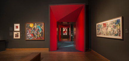 Press kit | 916-10 - Press release | Menkès Shooner Dagenais LeTourneux Architectes Part of the MMFA’s Successful Exhibition "Chagall: Colour and Music" - Menkès Shooner Dagenais LeTourneux Architectes in collaboration with the Montreal Museum of Fine Arts - Event + Exhibition - Exhibition "Chagall: Colour and Music"<br>Montreal Museum of Fine Arts (MMFA)<br>Menkès Shooner Dagenais LeTourneux Architects - Photo credit: © SODRAC & ADAGP 2017, Chagall ®&nbsp;<br>Photo MMFA, Denis Farley