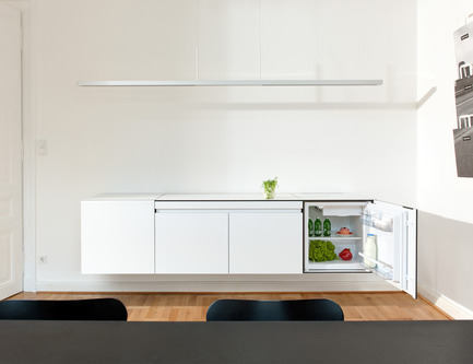 Press kit | 2443-01 - Press release | miniki slimline - miniki - Industrial Design - miniki slimline modules sl1, sl3 (fridge), sl3 (cabinet)  open - Photo credit: Michael Jaeger