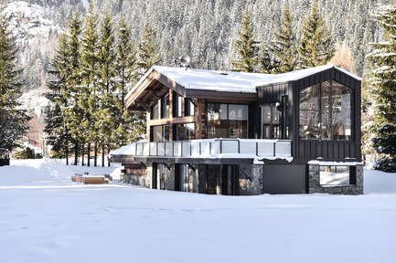 Press kit | 1682-04 - Press release | Chalet Whymper - Chevallier Architectes - Residential Architecture - Chalet WHYMPER, Chamonix by Chevallier Architectes - Photo credit: Solène Renaud pour Chevallier Architectes