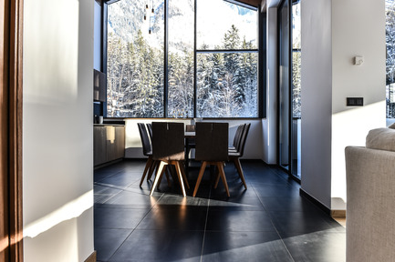 Press kit | 1682-04 - Press release | Chalet Whymper - Chevallier Architectes - Residential Architecture - Chalet WHYMPER, Chamonix by Chevallier Architectes - Photo credit: Solène Renaud pour Chevallier Architectes