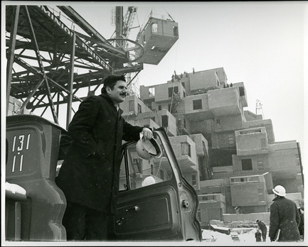 Montreal Celebrates the 50th Anniversary of Architect Moshe Safdie’s Pioneering Habitat ’67 With a New Exhibition at UQAM Centre de Design / June 1 through August 13, 2017 Press kit | 748-31 - Press release | Montreal Celebrates the 50th Anniversary of Architect Moshe Safdie’s Pioneering Habitat ’67 With a New Exhibition at UQAM Centre de Design / June 1 through August 13, 2017 - UQAM Centre de Design - Event + Exhibition - Moshe Safdie at Habitat, 1966 - Photo credit: Collection of Safdie Architects